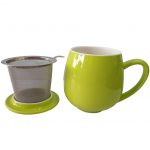 mug vert lime et filtre posé sur la soucoupe assortie Colors of Tea