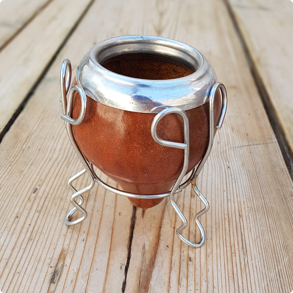 calebasse avec support 2 calebasse uruguayenne et son support en inox